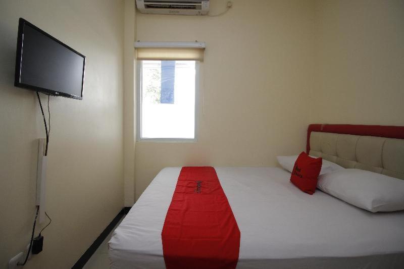 Reddoorz Plus @ Jalan Pemuda Jakarta Rum bild